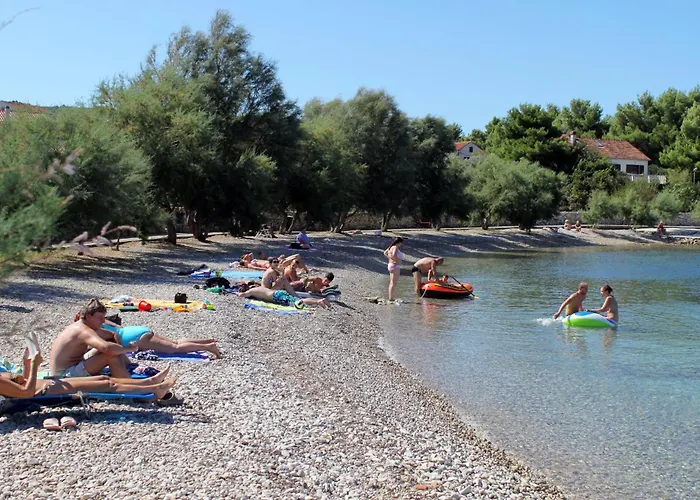 Διαμέρισμα With Parking Space Supetar, Brac - 23147 Supetar